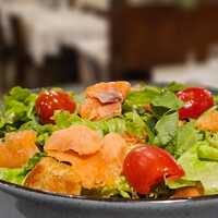 Ensalada de salmon ahumado